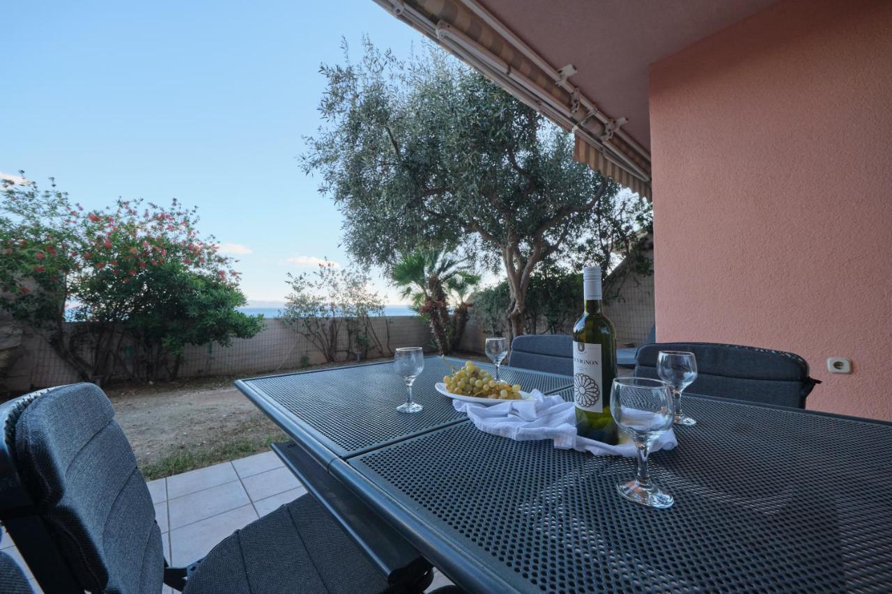 Apartma Seaview By Litto *