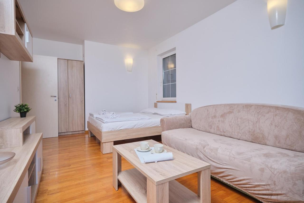 Apartma Seaview By Litto *